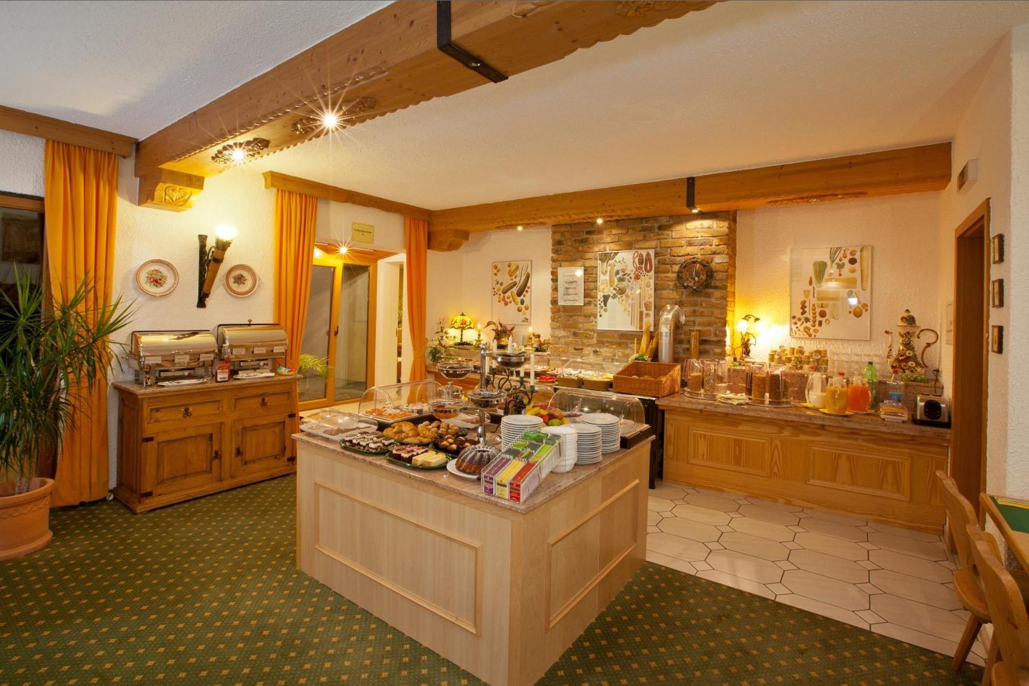 Hotel Stolberg Wiesbaden Buitenkant foto